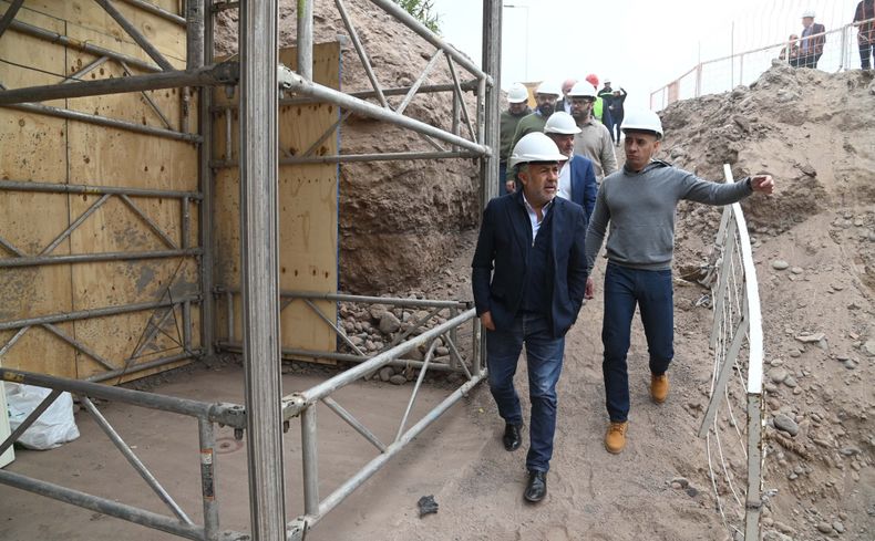 Alfredo Cornejo, Marcos Calvente, Humberto Mingorance, obra pública Guaymallén 02.jfif